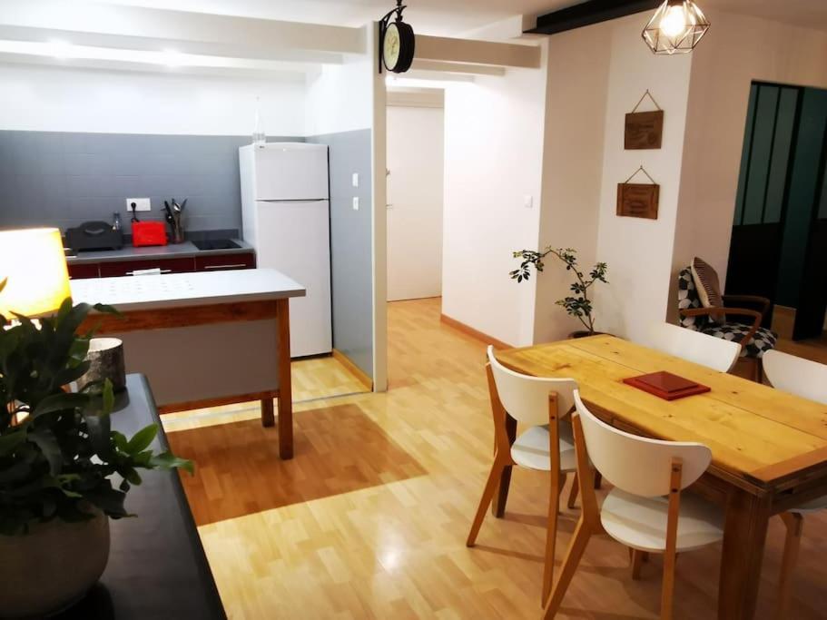Nid Douillet A Quelques Pas De La Gare. Apartment Каркасон Екстериор снимка
